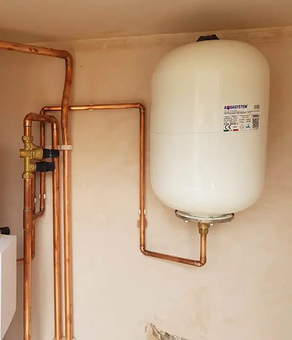 emergency plumber in Hanger Lane