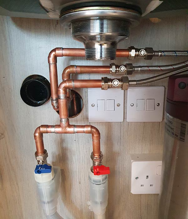 plumbing services in greenford